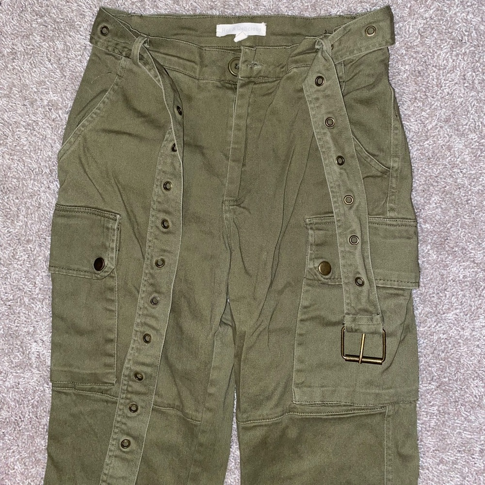 Hot & Delicious Belted Green Cargo Pants